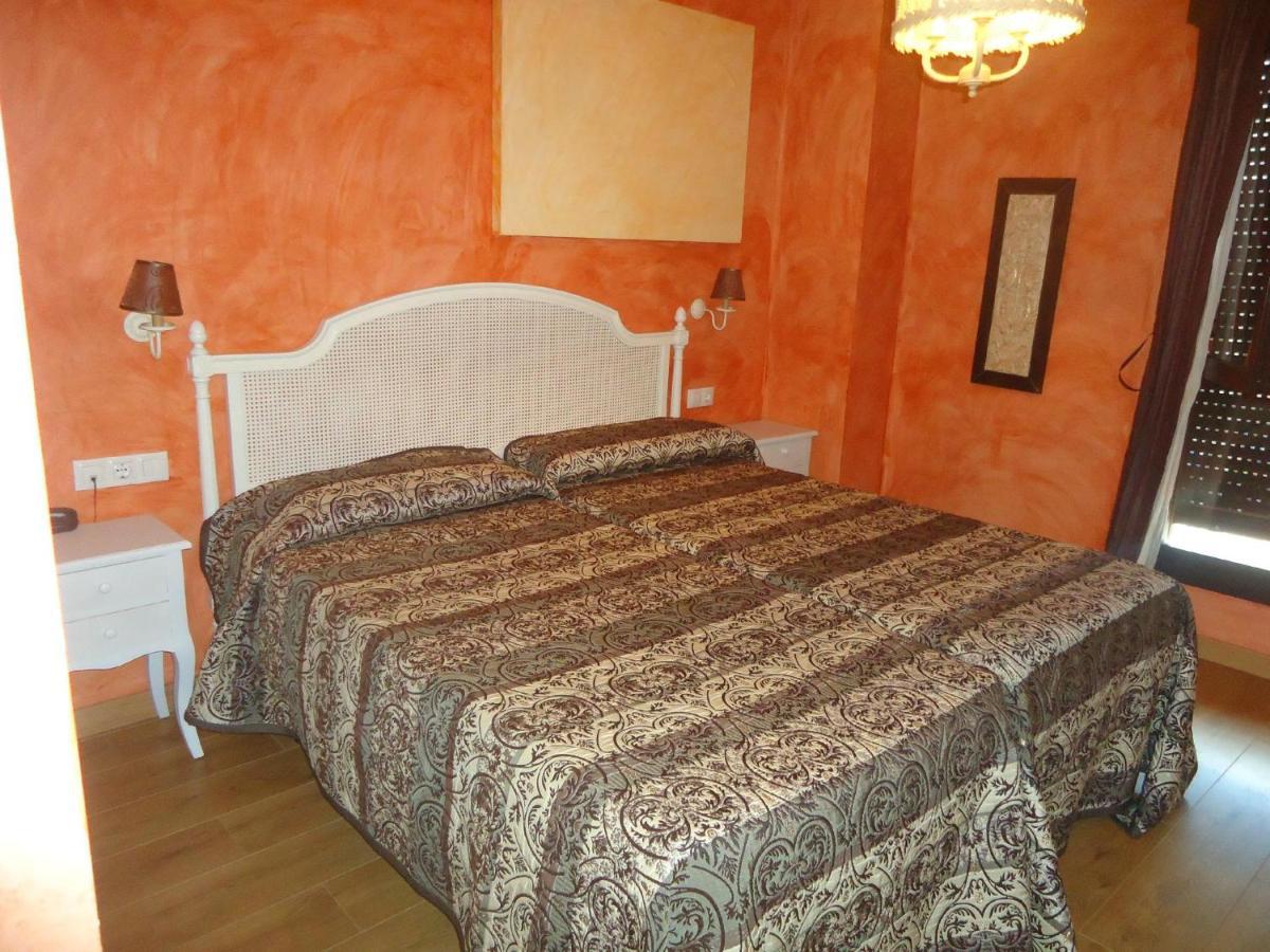 Hotel Plaza Teverga La Plaza Εξωτερικό φωτογραφία